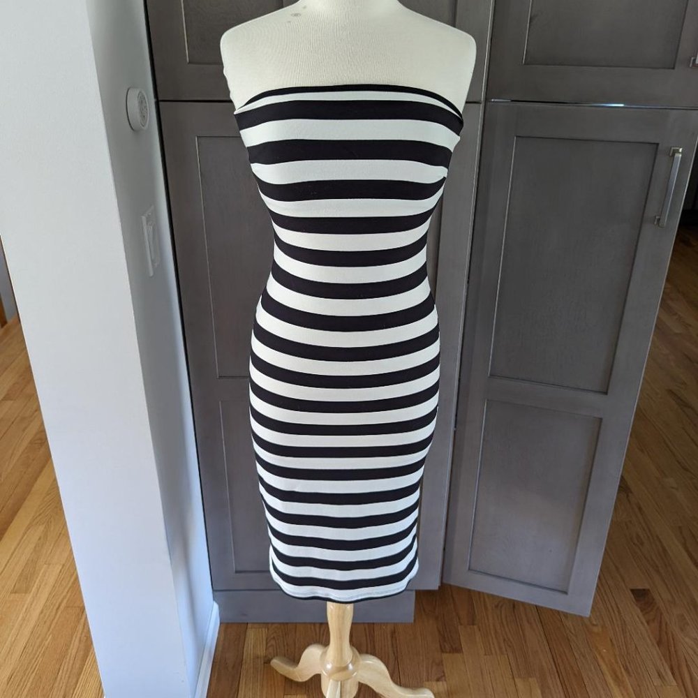 Bebe - Black and White Striped, Strapless Dress
